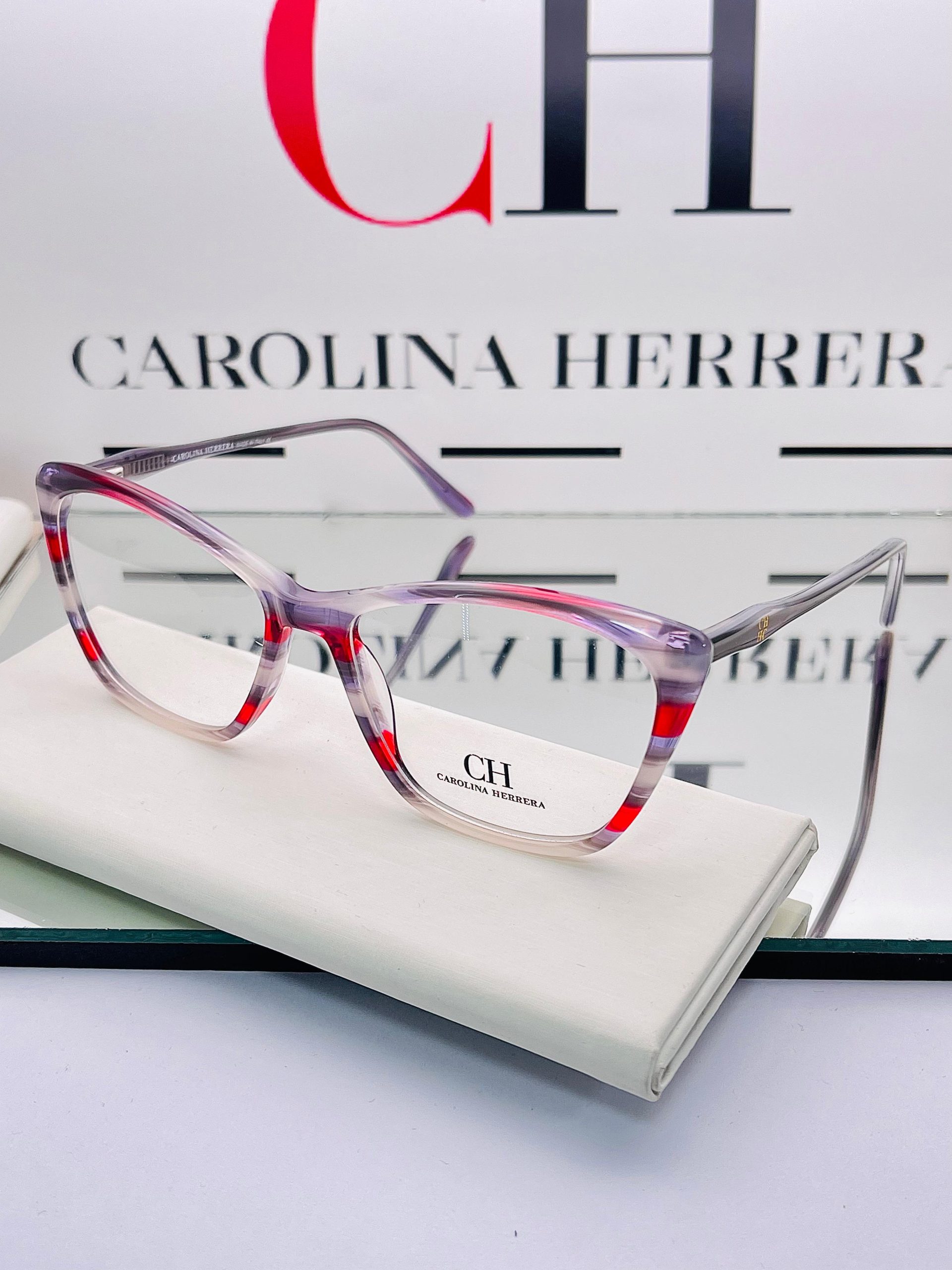 CAROLINA HERRERA 86009 - Image 2